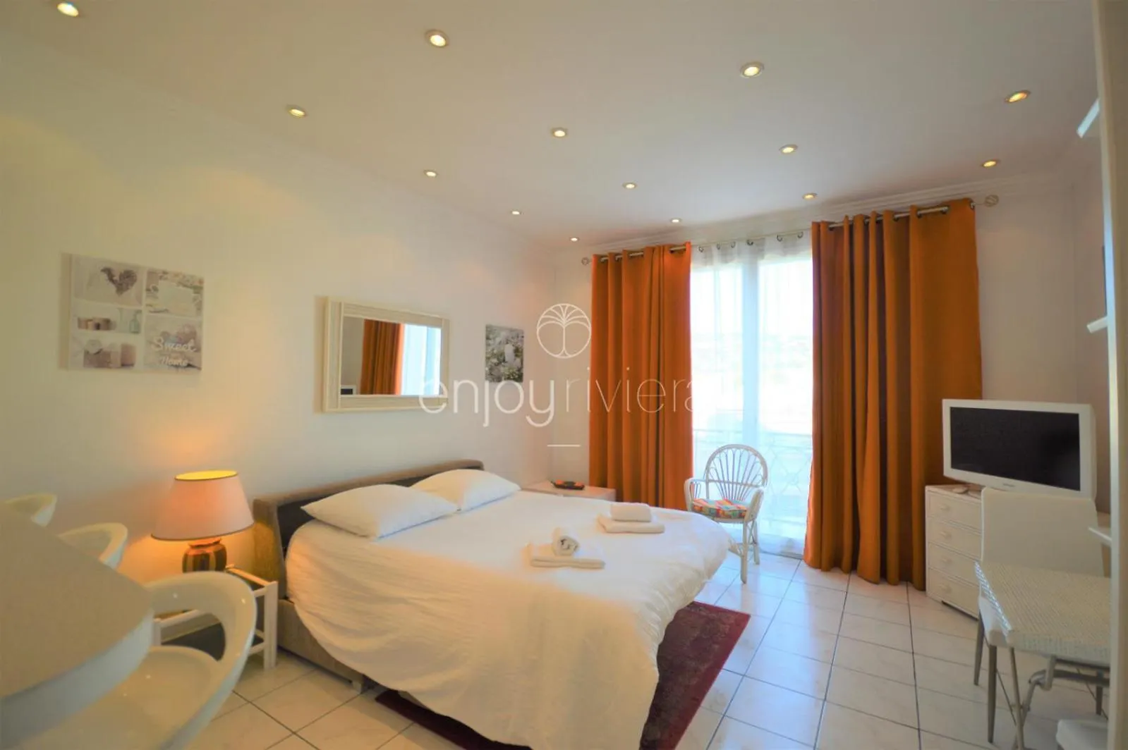 Palais Miramar - Suite White Jardin - 20M Plage Cannes 0*,  Frankreich